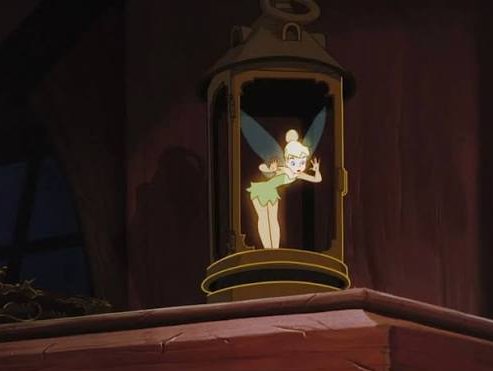 YakuNevaShots's tweet image. Another Peter Pan reference in The Promised Neverland 🦉🧚‍♀️