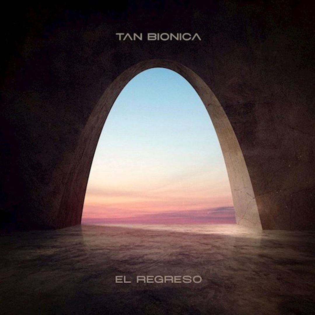 Zivals's tweet image. 📣 Después de 10 años @tanbionica regresa con un nuevo vinilo compuesto por diez canciones inéditas.

🎶 El disco incluye colaboraciones con Pato Sardelli (Airbag), Nicki Nicole y Andrés Calamaro y está disponible para vos en Callao 395 y en zivals.com.ar/VINILO/1995842…