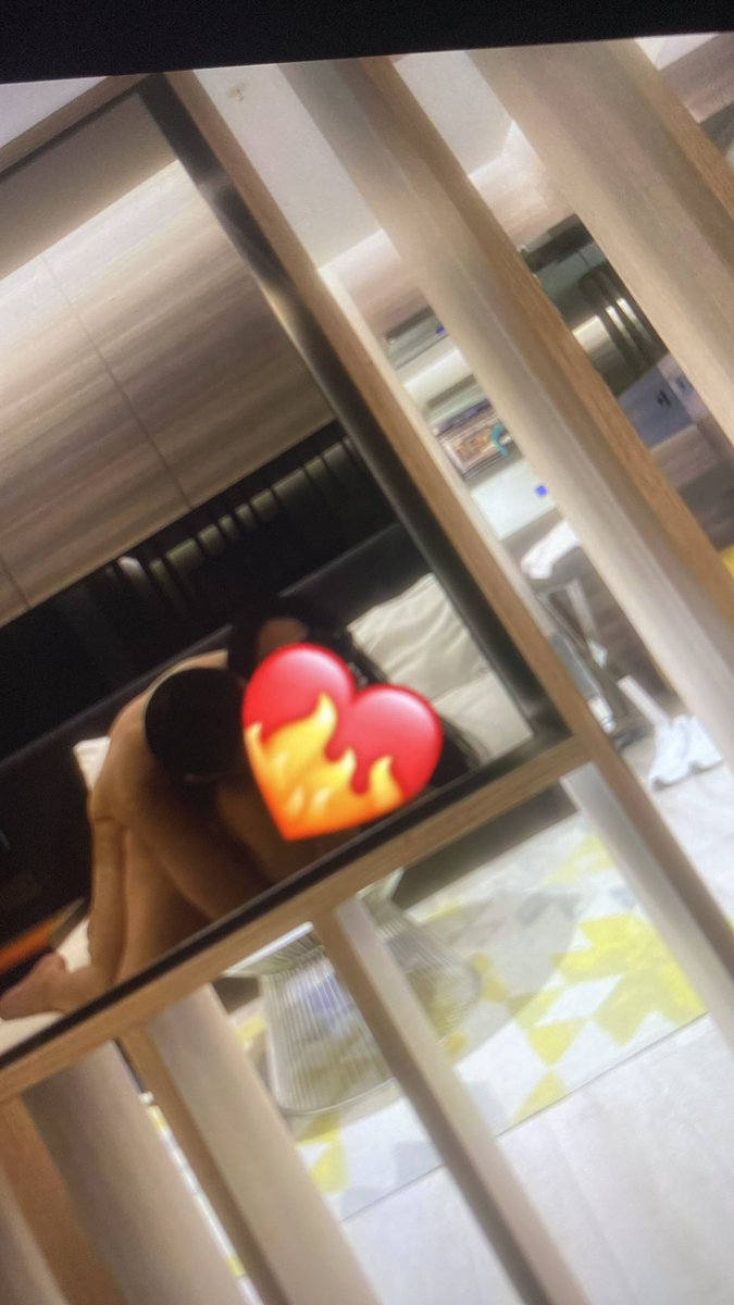 erdi4375's tweet photo. Merhabalar istanbuldan sevgili çiftiz bizim gibi çiftleri bekleriz @onetopsecret  #swingerçift #ciftiz #ciftler #grupporno  @evliolgunuz https://t.co/jCHlbpvHU1