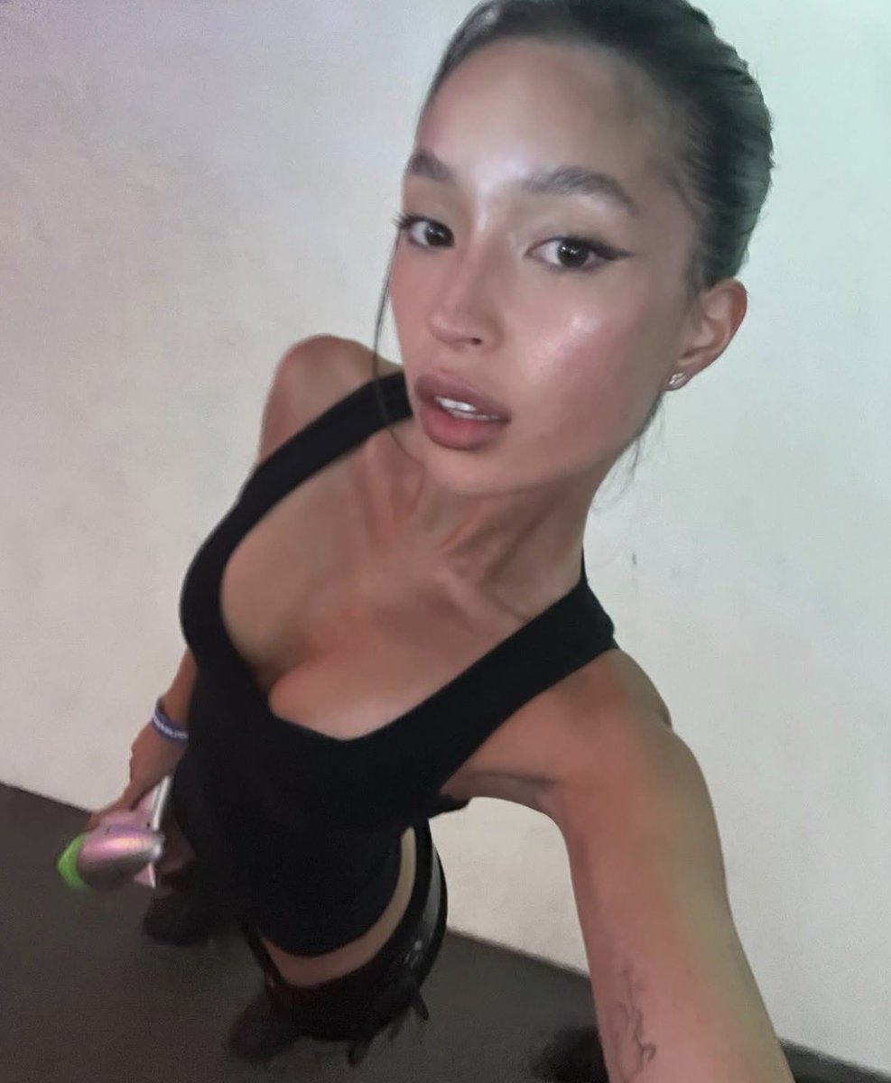 catwulk's tweet image. 