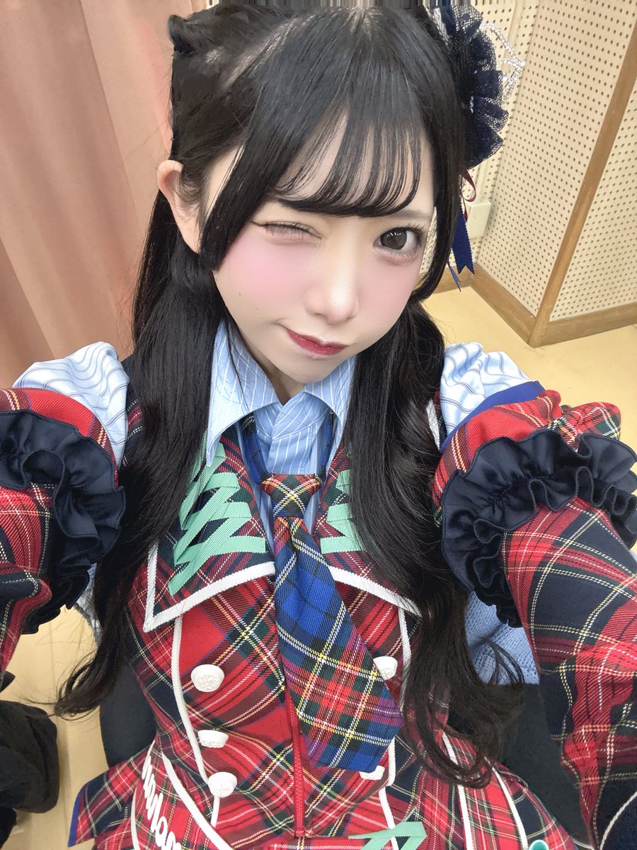 また早く新衣装着たい〜ꧦ𐅁𐀸𐋠𛰙᭜᭜っ ≡ 💚