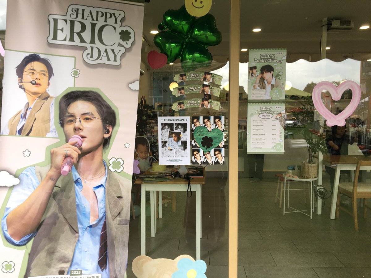 Some more pics of decoration from #EricOnTheClover cse. 

Thank you <a href="/SYJMSIA/">ERIC SOHN MALAYSIA</a> team for preparing the event and let me be apart of the crew too!!

#SevenSeaS2ERIC