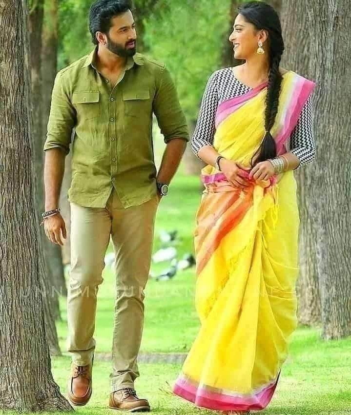 पथिक हूं 
मैं हर जनम 
बस तेरी ही राह की
मूंद कर पलके 
तेरा सजदा 
मैं हजार बार करूं 
चाहे रह जाए
इस जनम में 
अधूरी दास्तान 
अगले जनम तुझपे ही 
मैं यूं जां निसार करूं 🌹
#Viद्या🍁
#बज़्म #सरस