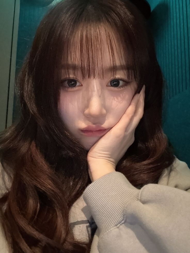chyo119962's tweet photo. #귲해

언니 저 언니 좋..

                                     좋아한다는 뻔한 말은 하지 말자

언니의 겨울이 되고 싶어요

                                    내 겨울은 차갑고 시리니까 맘 접어

왜 자꾸 그래요?
언니��� 저 좋아하잖아요 https://t.co/V57TSrh15Q