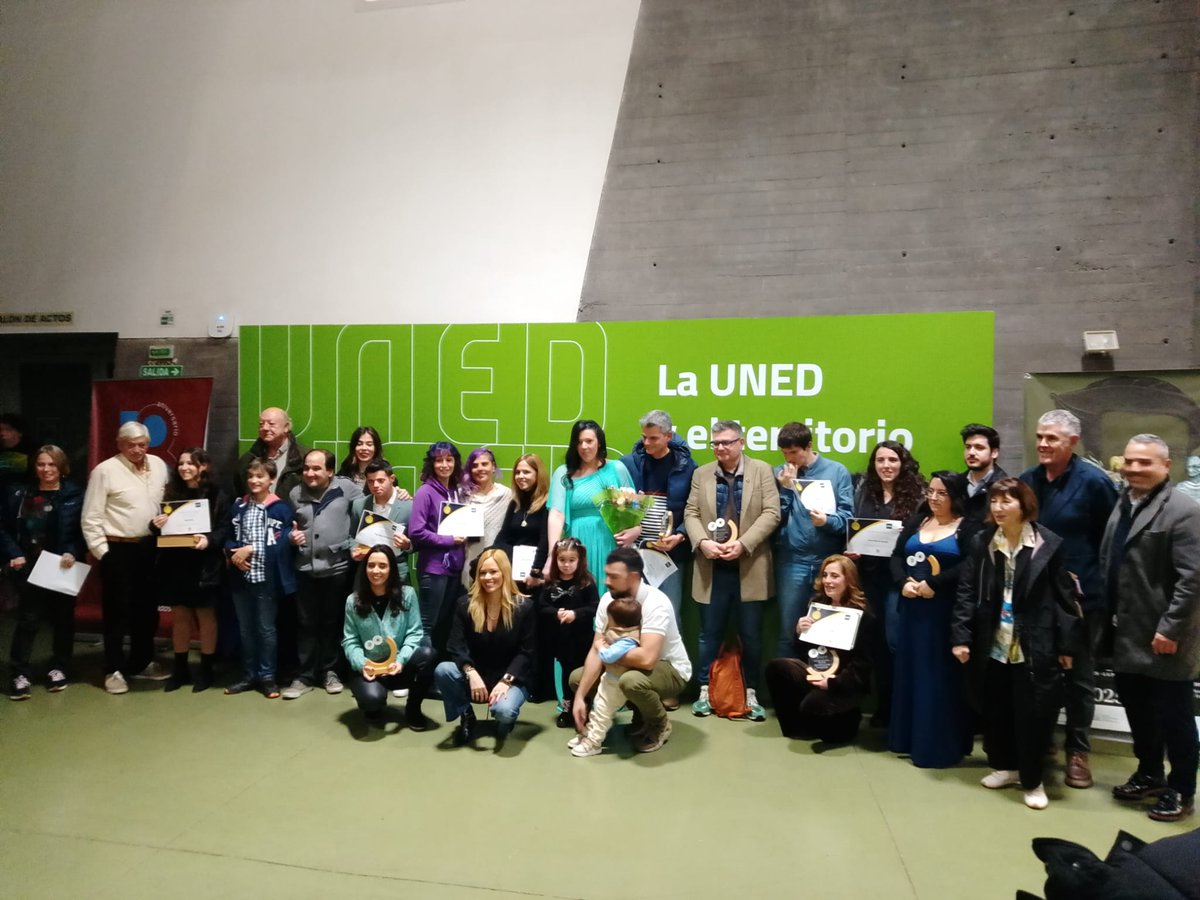 Gala Inclusiva UNED 

En la gala se entregaron los 12 galardones promocionados por la Delegación Estudiantil de la UNED de Ponferrada y la plataforma Mundo Eduso