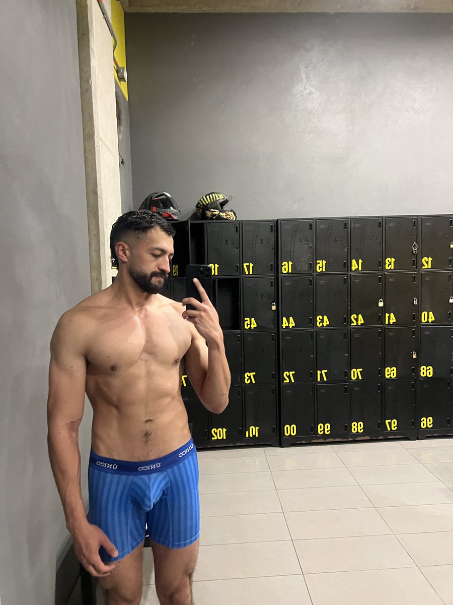 Sebastian tweet media