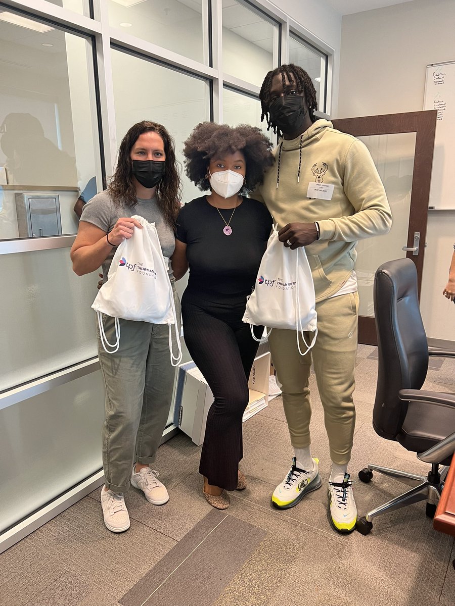 GeauxGabrielle's tweet image. “Refusing to re-enter society”

Meanwhile I be everywhere in a mask