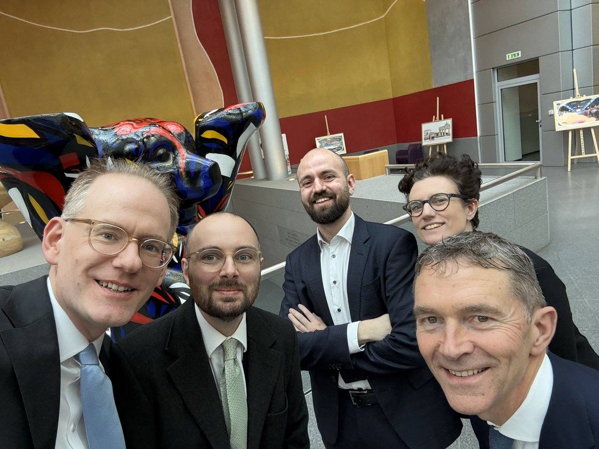 Dennis Novy tweet media