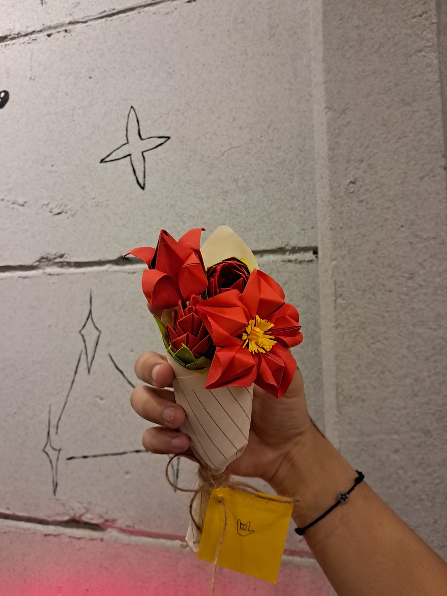 journalbin's tweet image. 🥺🥺 gemes bangettt agrhhhhh