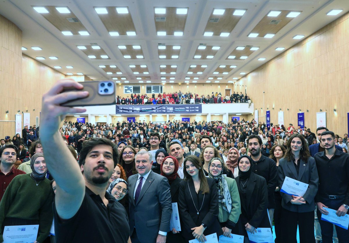 Dr. Osman Aşkın Bak tweet media