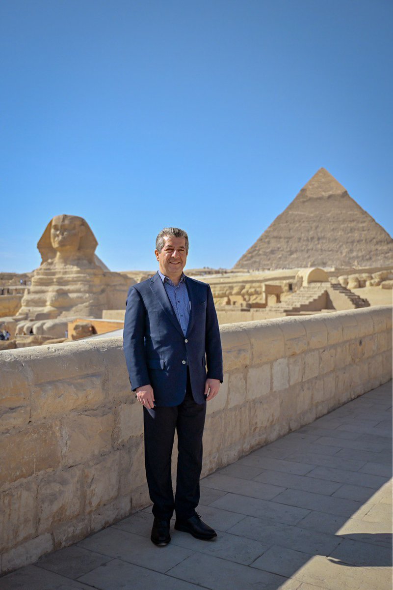 PHOTOS: Prime Minister Masrour Barzani visits Egyptian pyramids

See more photos: kurdistan24.net/en/photo-story…