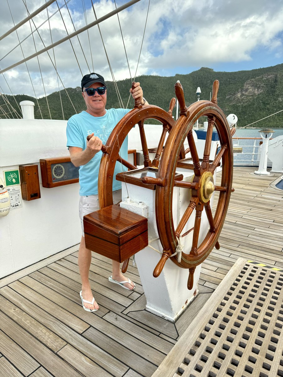 SashaEats's tweet photo. Good morning ☀️⛵️👨🏻🤝👨🏼🌊
#SashaSails #RoyalClipper #travel https://t.co/Y93b1NZqTj