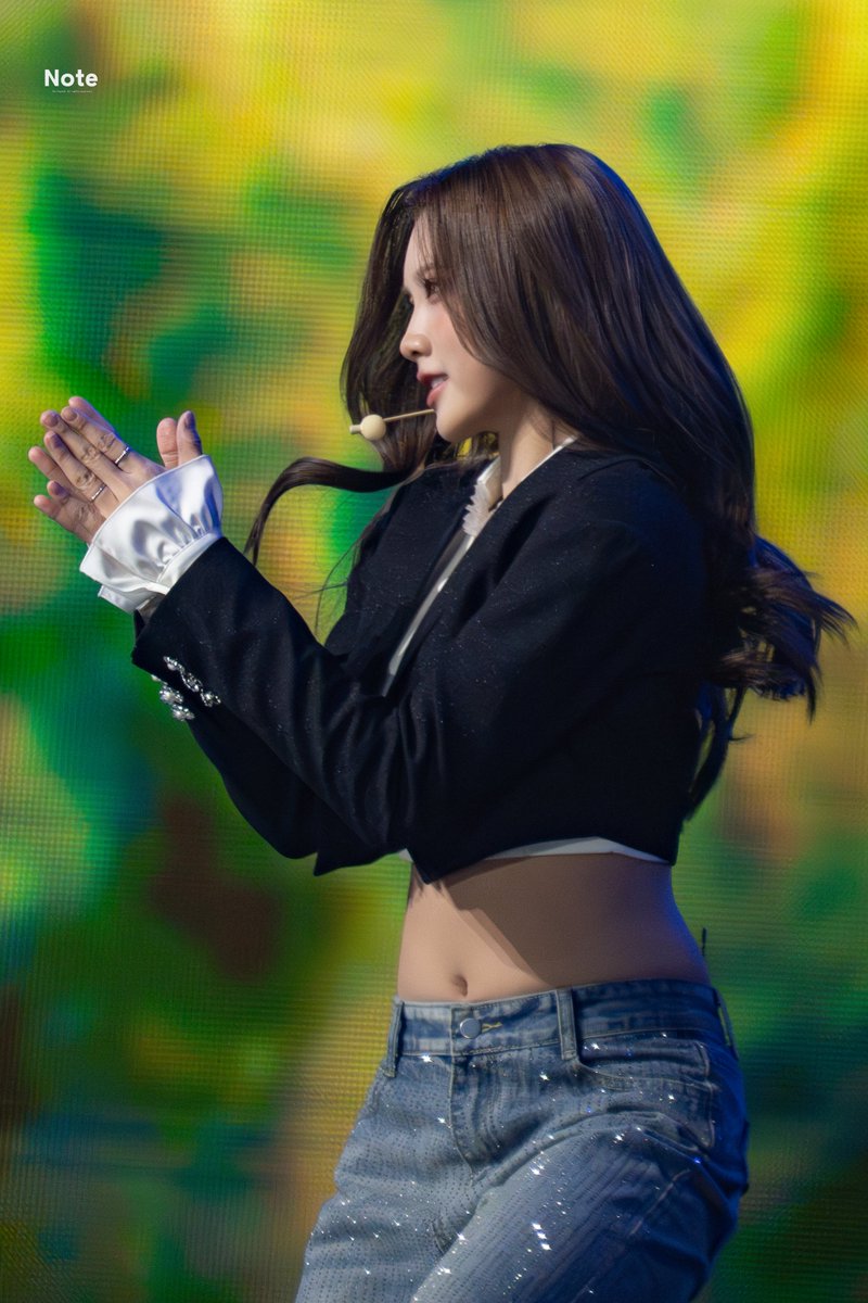 tripleS_Note's tweet image. 251219 가요대축제 트리플에스 설린
#트리플에스 #설린 #Sullin