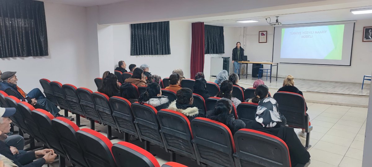 Mazgirt İlçe Milli Eğitim Şube Müdürü Özlem ATALAY GÜNEL tarafından ilçemizdeki velilerimize yönelik "Maarif Modeli Konferansı" düzenlendi.Maarif Eğitim Modeli ile ilgili olarak programın hedefleri anlatıldı
<a href="/Tunceli_MEM/">Tunceli İl Millî Eğitim Müdürlüğü</a> <a href="/tcmeb/">Millî Eğitim Bakanlığı</a>