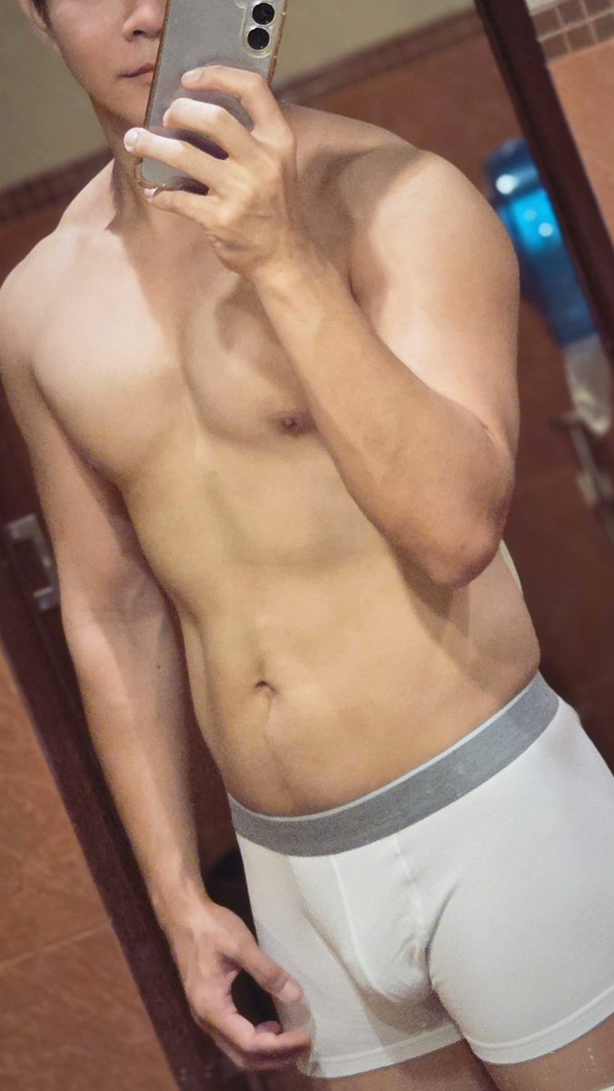 บ้าบอ ใครจะโรคจิตใส่ กกน ถ่ายรูป 🤔