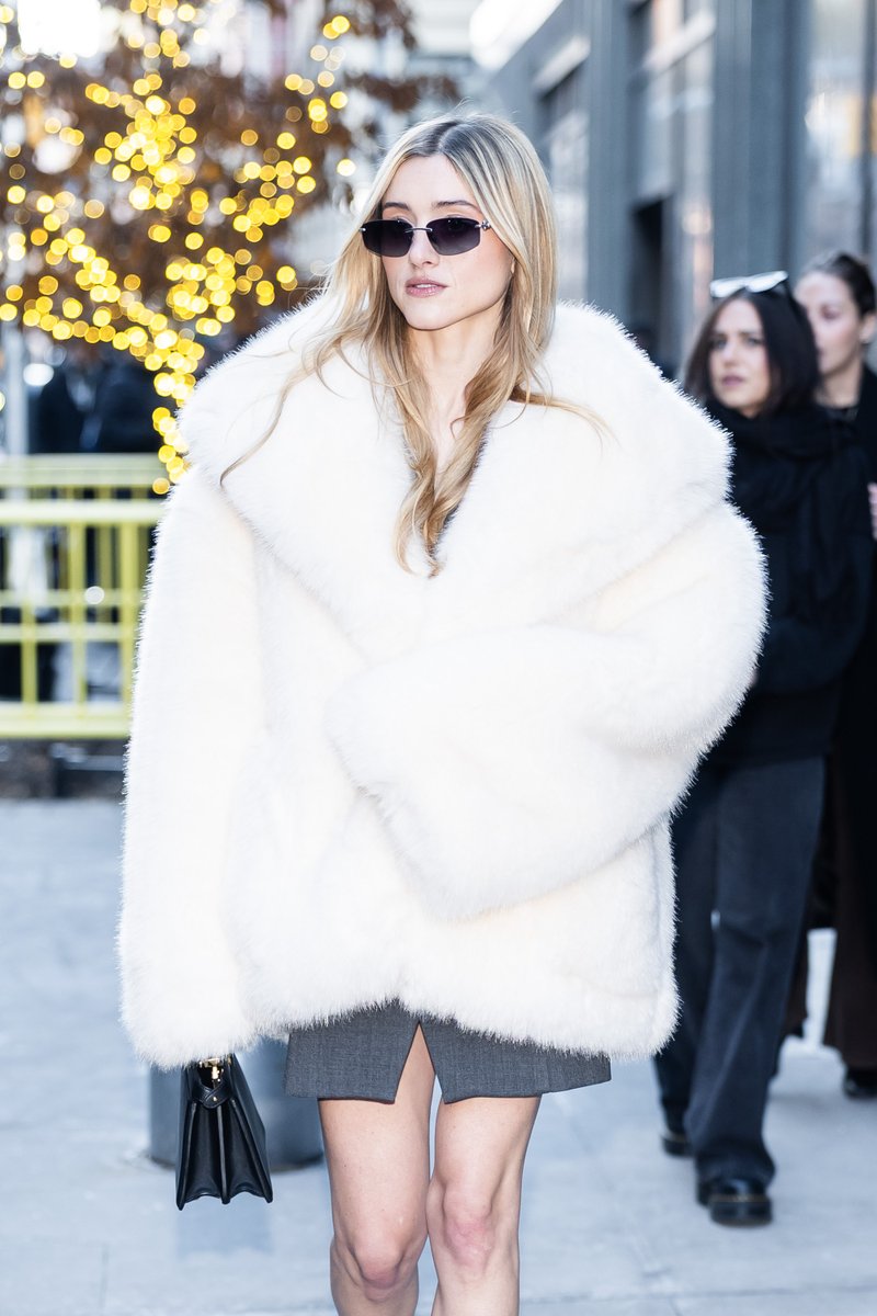 Seventeen tweet media