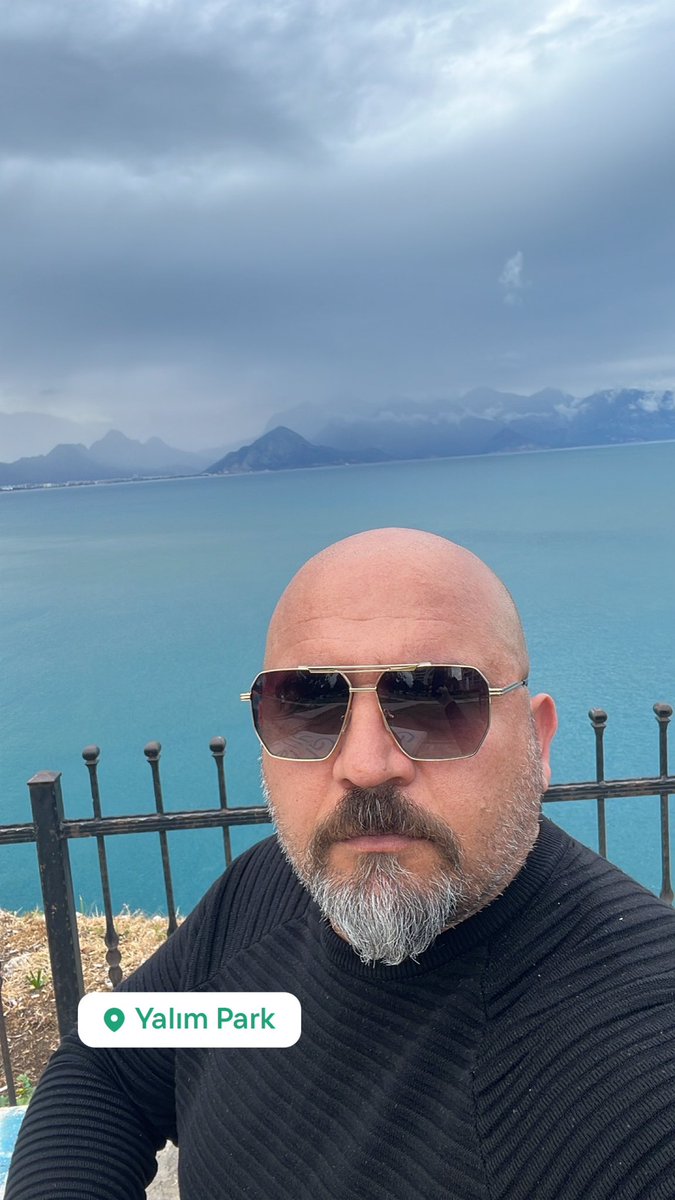 İyilik; benim kendime ola inancım. Ben de biliyorum kimsenin buna değmeyeceğini…