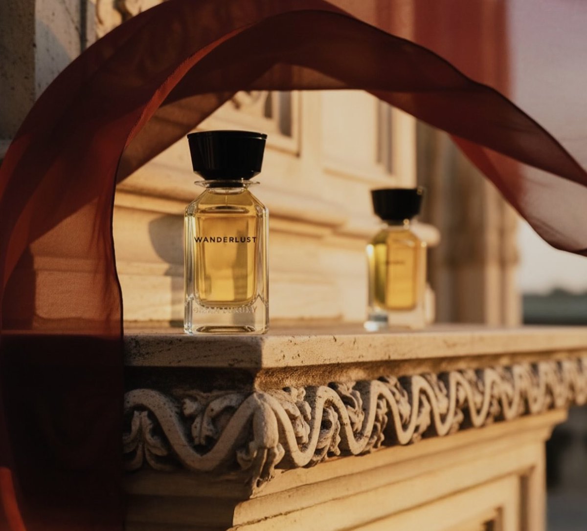 Il fascino dell’#Oman in fragranze: <a href="/Omanluxury/">OMANLUXURY</a> incanta l’Italia grazie a #Finmark

<a href="/arabescmagazine/">Arabesc</a>

Un’antica tradizione profumiera mediorientale è approdata nel nostro Paese grazie alla lunga esperienza di distribuzione della Finmark

arabesc.it/il-fascino-del…