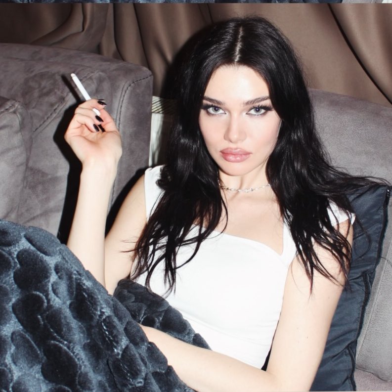 Xana (@pr1denpain) on Twitter photo 