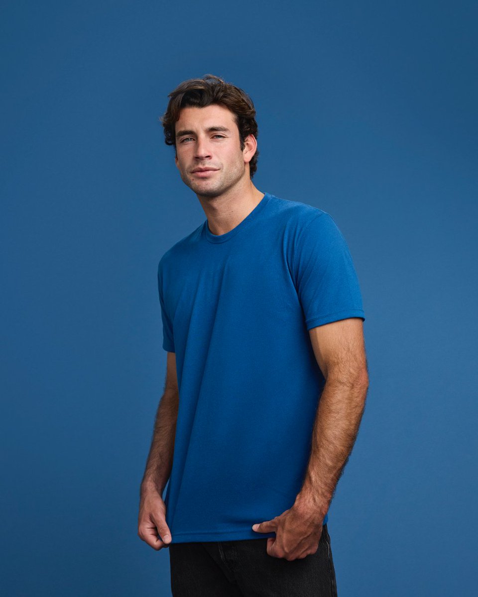 Holiday joy comes in many colors. We’ve got them all. 🕎🎅🏻

Styles: 9602, 7211, 9003, 6410