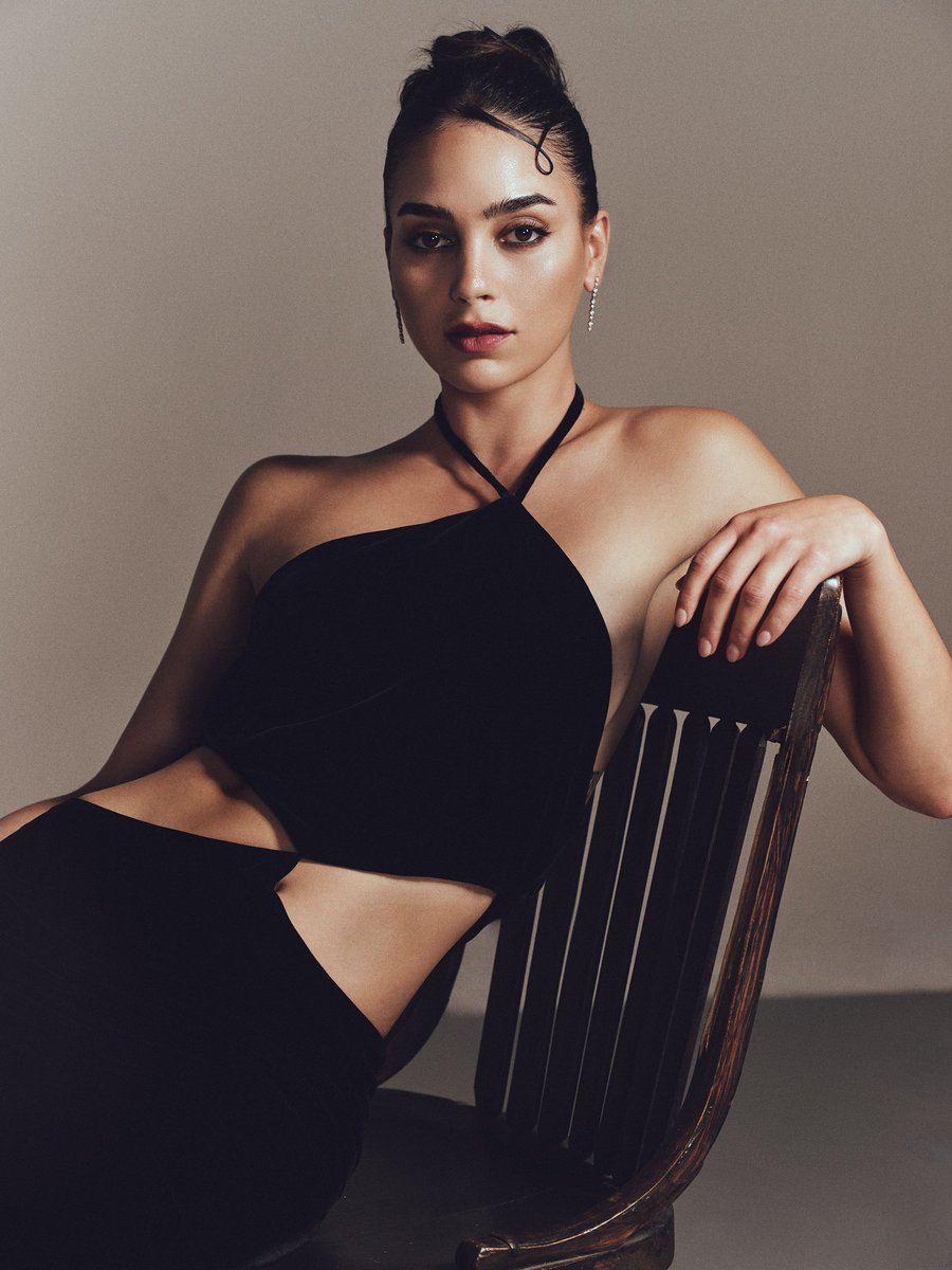 slshers's tweet image. Melissa Barrera teases her upcoming projects, which include: a sapphic period romance she’s writing &amp;amp; working to get produced, a sexy TV dramedy, a rom-com, &amp;amp; she is attached to several other projects with “really good scripts.”