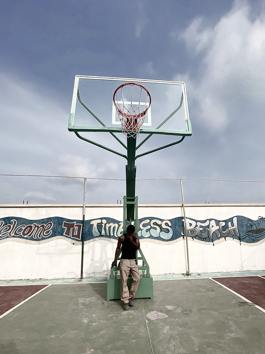 _creativebrown's tweet image. Global 📸