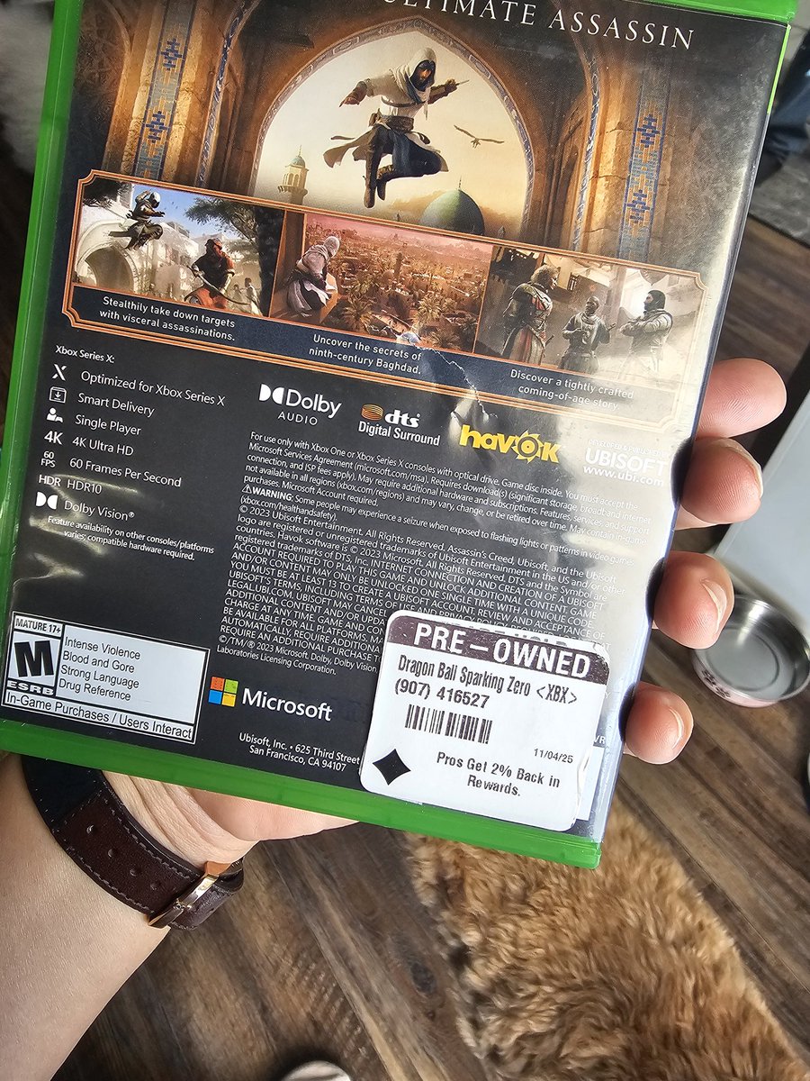 KelSquared's tweet photo. Dang @gamestop is this how you ship out new games now? 🥲 https://t.co/lgE6L9jrHf
