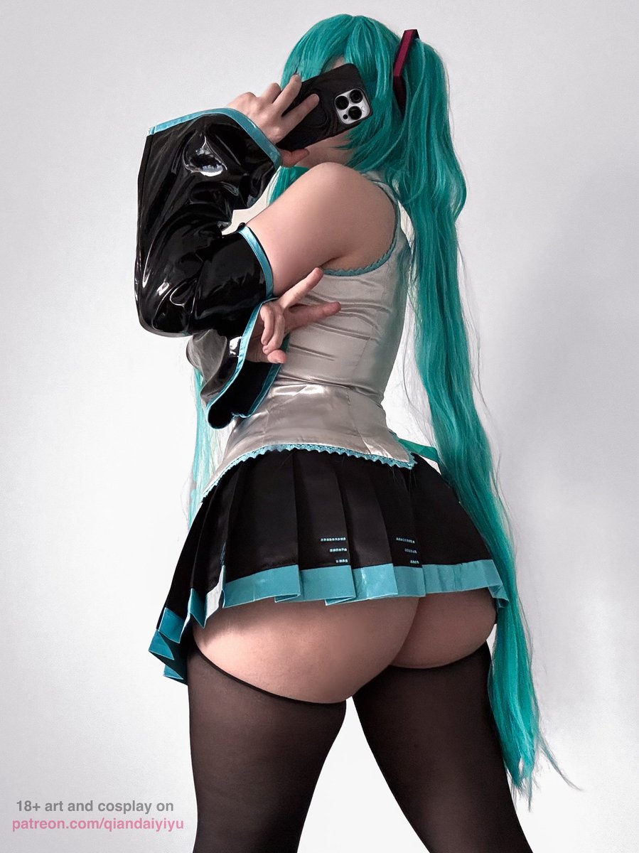 qiandaiyiyu's tweet image. Hotsune Thiccku sfw