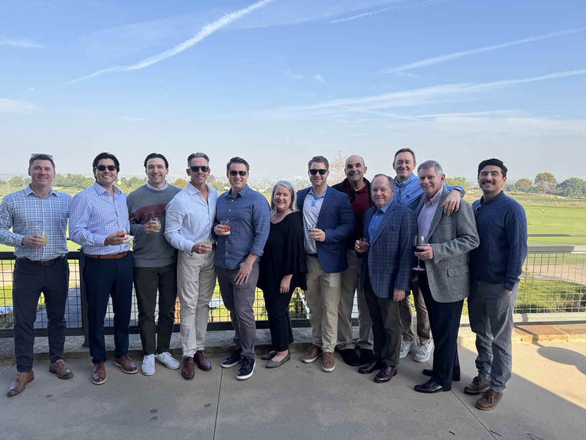 LeeAssociatesLA's tweet photo. Last week’s Holiday Luncheon was a great chance to spend time with the team and celebrate the season together. Grateful for this group and all their hard work. https://t.co/3iX5idQI5I