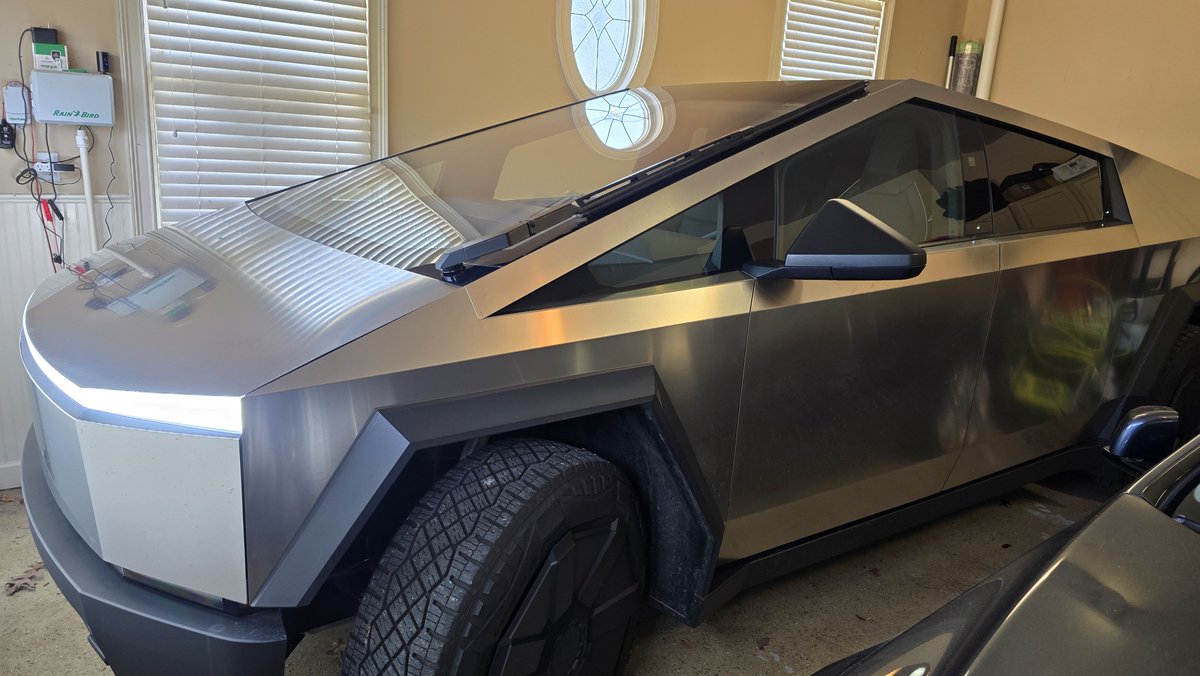 Andy ze German tweet media