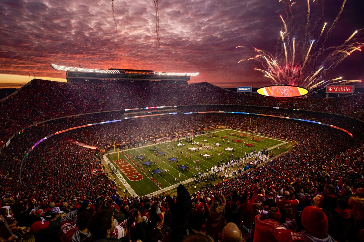 JaredKollerKC's tweet image. So long, old friend. Thanks for the memories, Arrowhead. #ChiefsKingdom