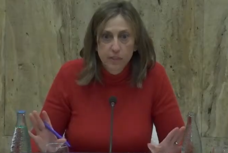 VOX carrega durament contra el govern de Salt i titlla de “circ” el ple extraordinari i urgent  gironanoticies.com/noticia/285484…

Sergi Fabri denuncia un ús abusiu de les  urgències, la manca de planificació i critica que el punt de les  ordenances fiscals no s’hauria d’haver portat a