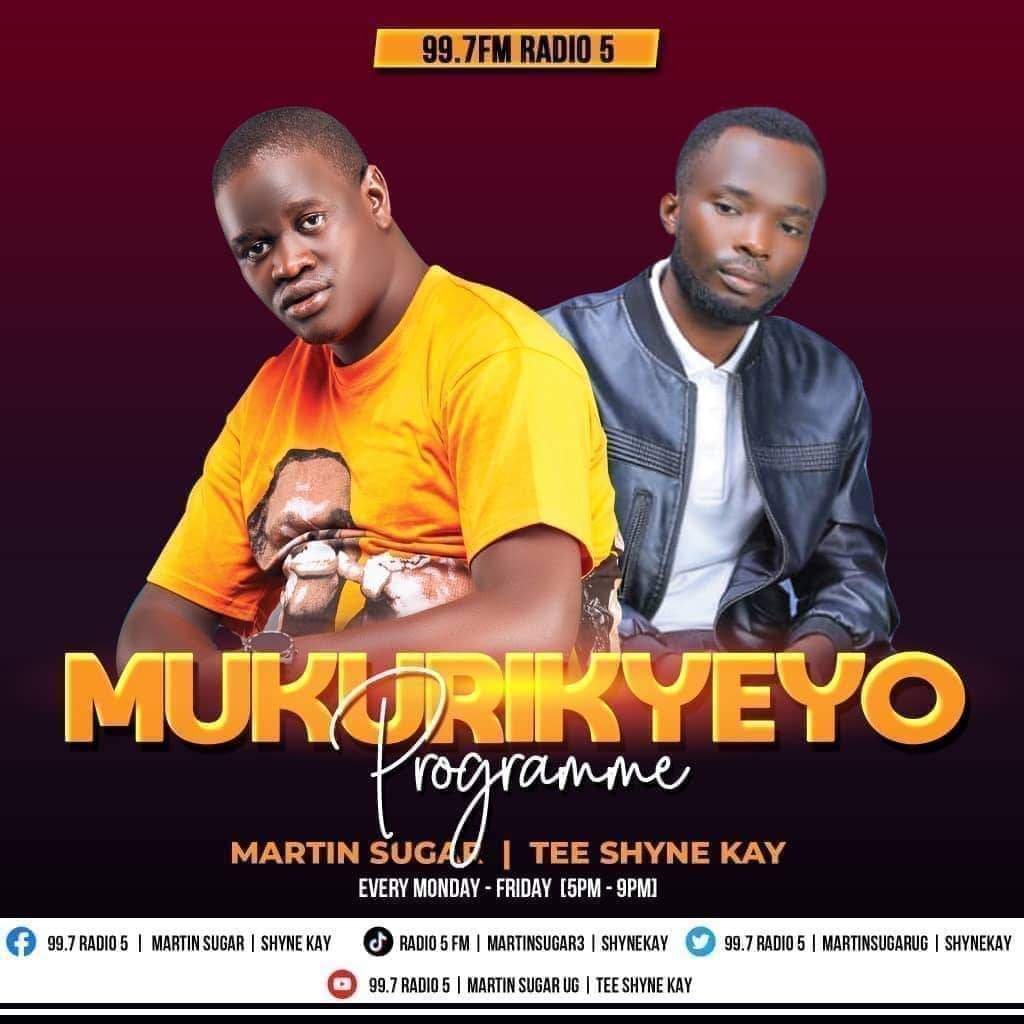 MARTINSUGARUG's tweet photo. Hey
We're here again and again we're
#MUKURIKYEYO 5-9PM
@radio5uganda where we serve
#Edutainment
ONLINEπ https://t.co/3kP0BaA5xy
#Masakacity https://t.co/DxzMWZ6Be6