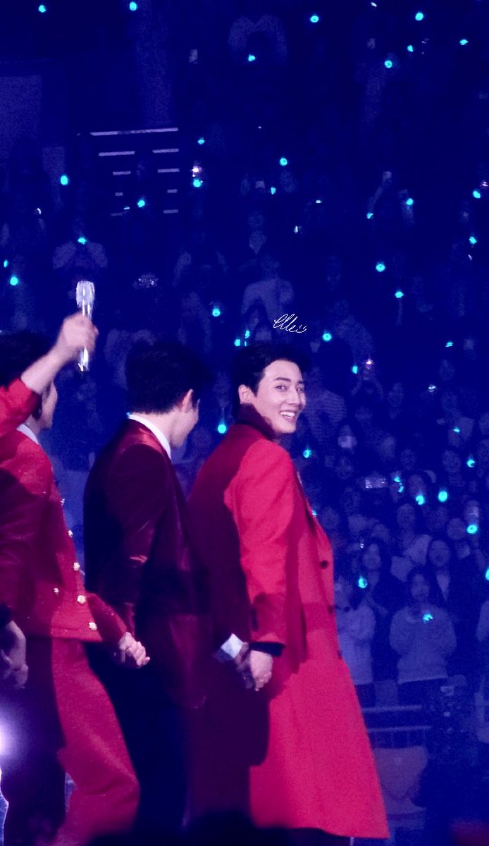 elle_1021's tweet photo. #영케이 #첫콘 #클콘 https://t.co/GKASmaYxnC