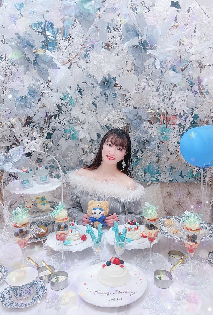 ꒰ა ラウラ⋆ キラキラ ໒꒱ ✮*｡ﾟ ⁡ 姉が撮ってくれました🤍🫧 ⁡ この写真でも伝わるまつ毛の