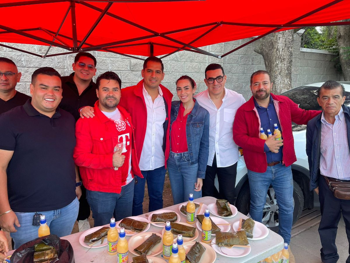 Apoyando a nuestros guerreros Liberales que si están cumpliendo con el escrutinio🇦🇹
Honduras quiere paz y transparencia.