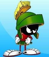 LegoLlorchs's tweet image. Me encanta la sutil referencia de Nolan a Warner en La Odisea.