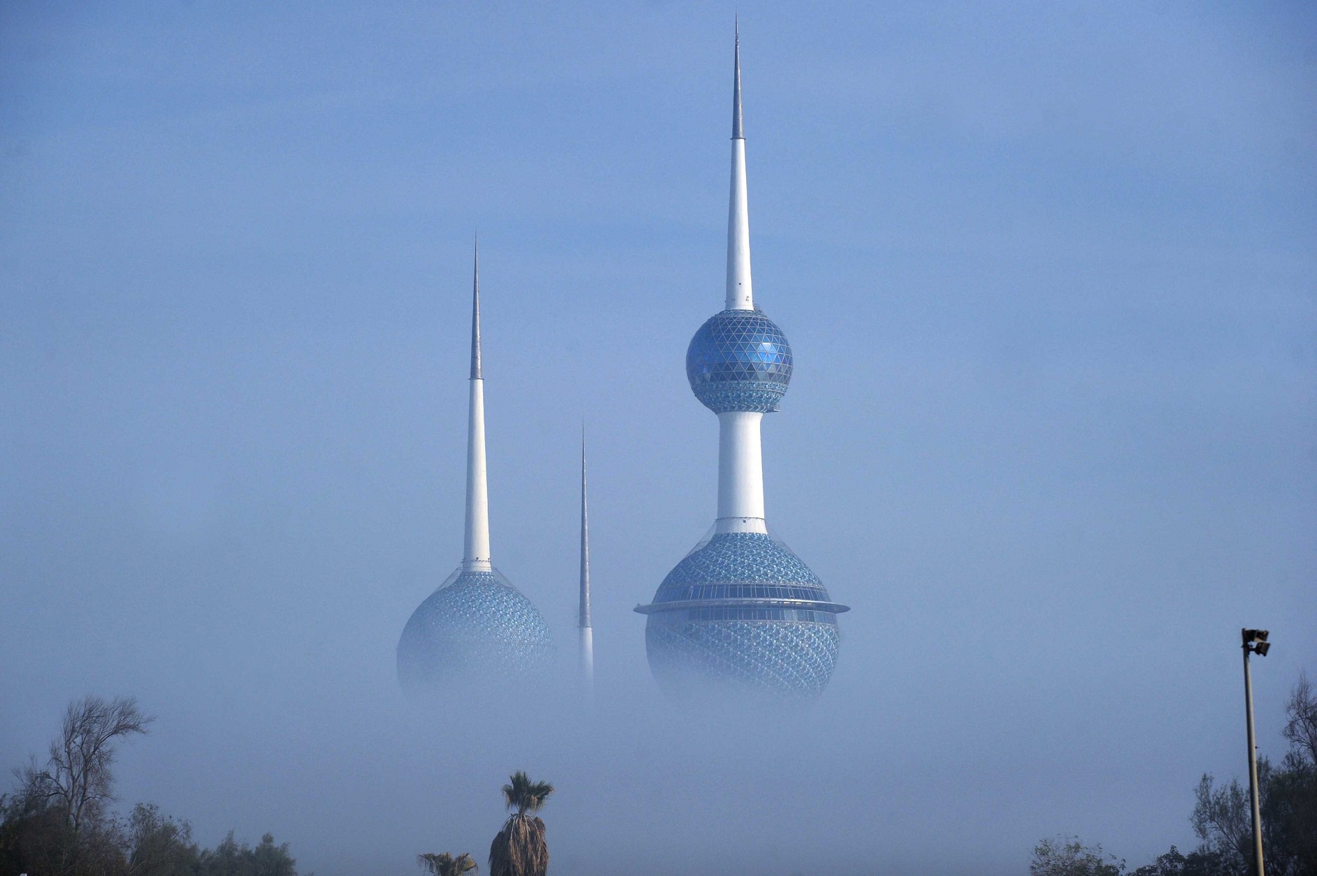 الأرصاد: طقس رطب وبارد وفرص لتشكل الضباب حتى صباح الغد - درجات الحرارة الصغرى المتوقعة تتراوح بين 4 و14 مئوية 