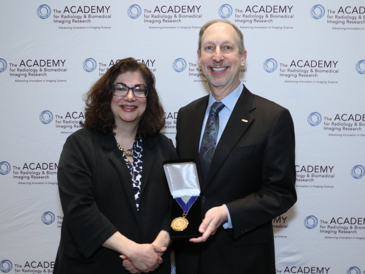 AcadRad's tweet image. We want to highlight Academy Gold Medalist Dr. Jonathan Lewin and the 2025 Distinguished Investigators. Both honors recognize the great contributions made by these individuals to the field of medical imaging. Congratulations to all! 
View the program bit.ly/4jd4xfK.