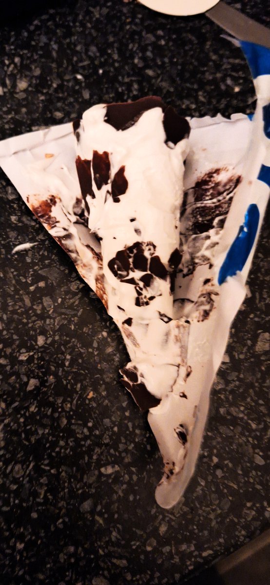 David Graham Scott Ⓥ tweet media