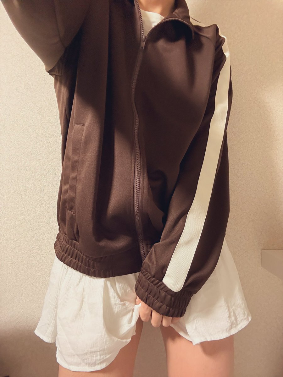 trap_fuku's tweet photo. 乳首大好き〜！！

♡×5分乳首オナニーしまーす
リポストしてくれたら+10分ずつ
12/25 23:59分まで！

みんなからのクリスマスプレゼントちょうだい笑

#男の娘
 #女装男子は自撮りを上げろ #女装
 #偽娘
 #M男 #拡散希望 #乳首 https://t.co/jLMxKTlFh2