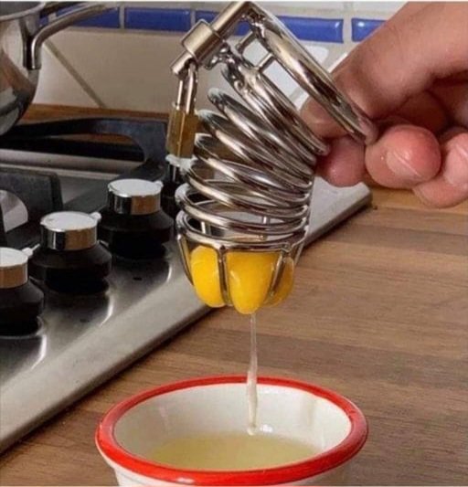 Yorvik found this great little yoke separator. Wonder what the padlock is for😂