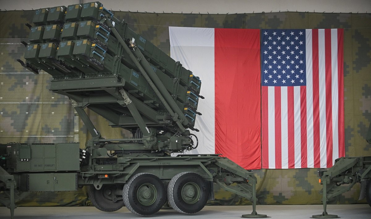🇵🇱 Warsaw becomes the first city in the world fully covered by an integrated air defense system based on U.S.-made Patriot systems.

This follows the achievement of full operational readiness of Poland’s first Patriot division, integrated with radar stations and the Integrated