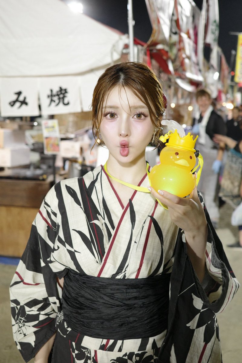 ___momoca___'s tweet photo. 🐥 https://t.co/scOVHig9gp