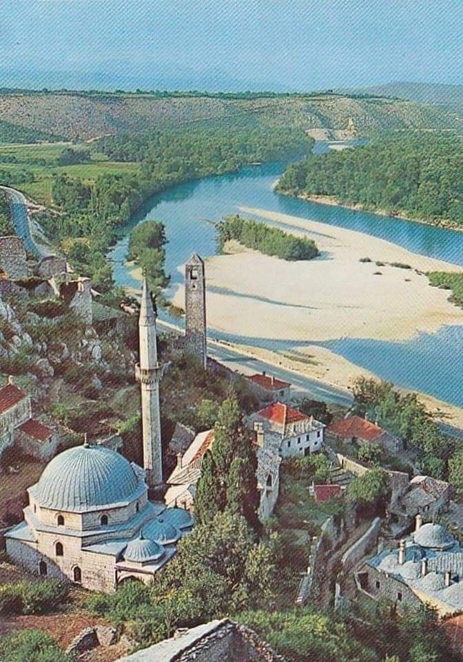 YugoslavVisuals's tweet photo. Pocitelj, Bosnia and Herzegovina, 1965. https://t.co/COhSufMJFZ