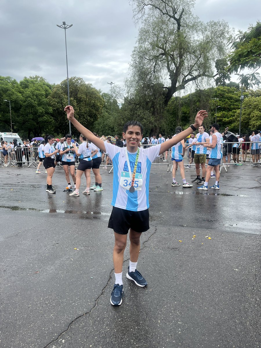 Antes/Durante/Después de mis primeros 10k bajo una tormenta 🌩️
