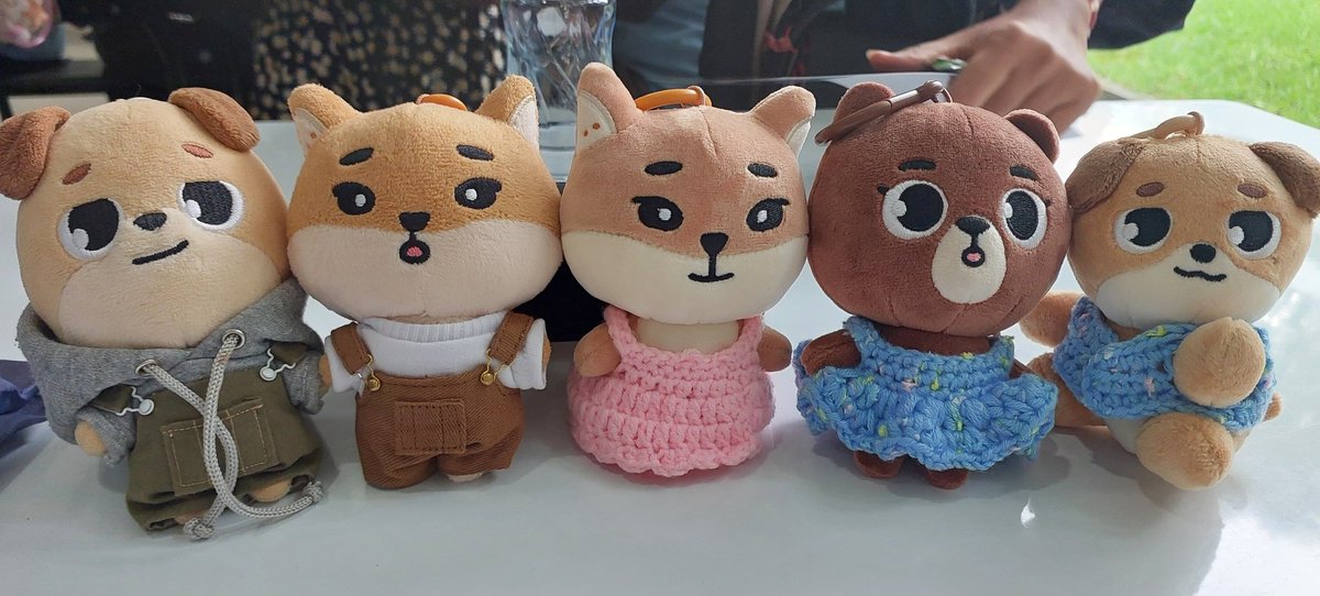 DeeOcta22's tweet image. Nobar kemarin ketemu anak2nya @chicknlit ^^
Happy bgt abis nonton bapak2nya ㅋㅋ

Kak @darthkederrr thank you yaa freebiesnya, muka papah udah terpajang di kolbuk 😁

Sungkem jg buat sponsor @JaDiinProject
Smoga taun depan bisa nobar di venue yg ada artis aslinya live ya 😁 ehehe