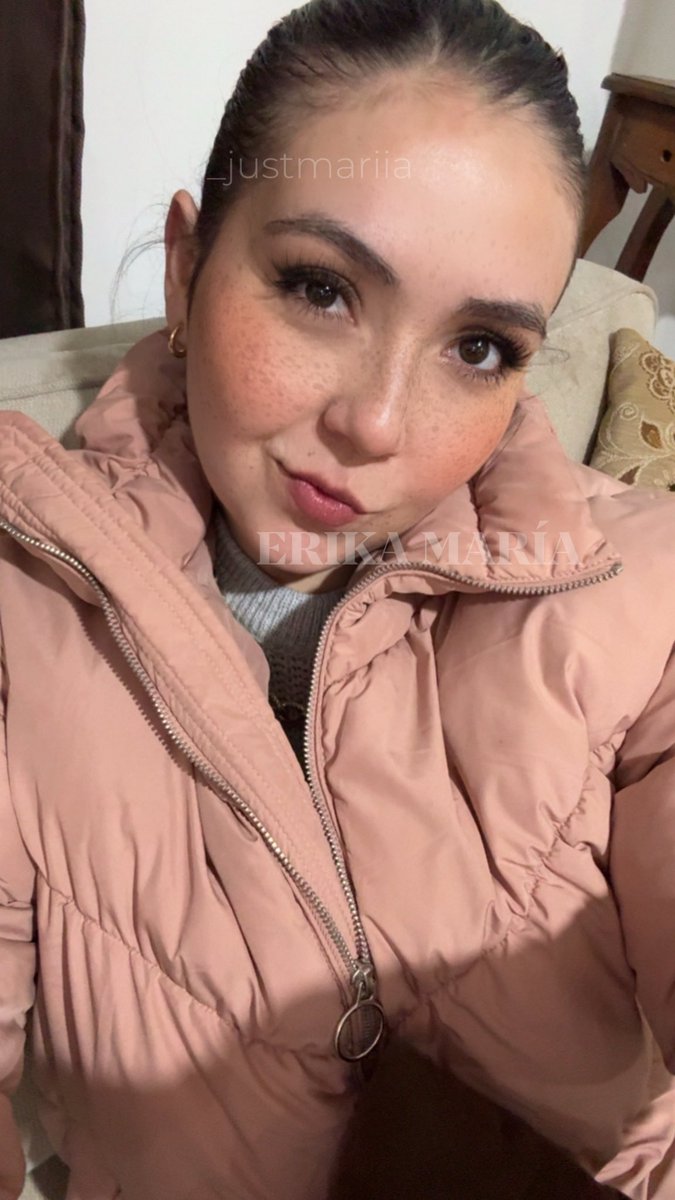 Erika María tweet media