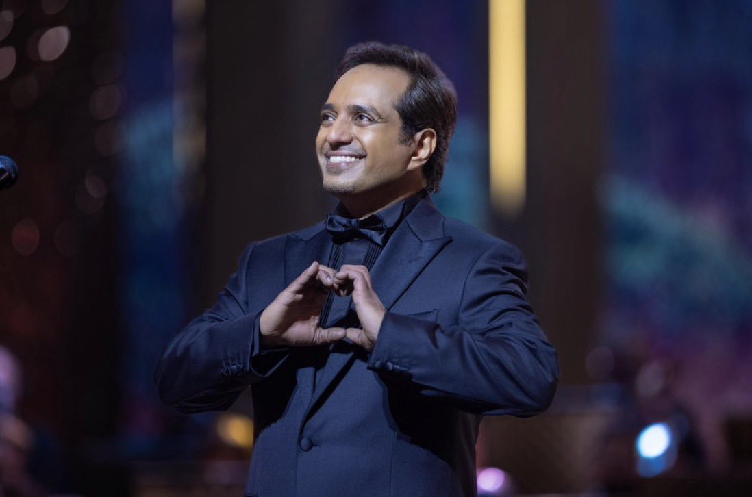 nono74670259's tweet image. نرجسية الحب تدرس ♥️
@RashedTV ♥️

واللي يحاول يحجب الشمس يتوكل 
الشمس هي وجهي وطيب الذكر هو ذكري♥️