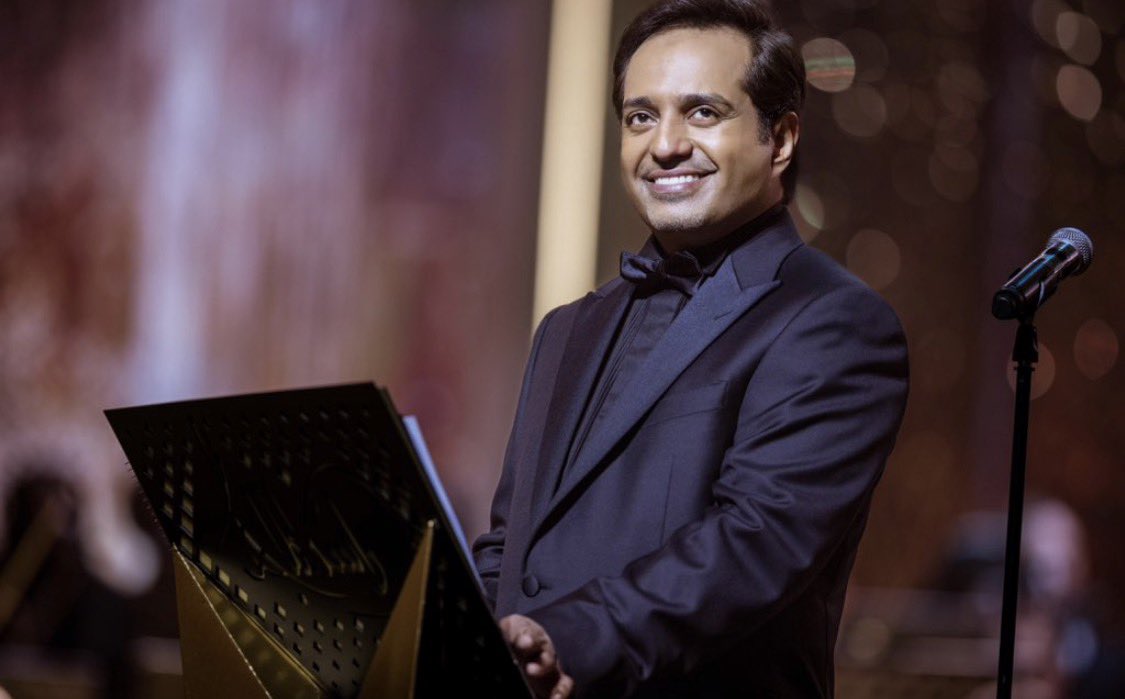 nono74670259's tweet image. نرجسية الحب تدرس ♥️
@RashedTV ♥️

واللي يحاول يحجب الشمس يتوكل 
الشمس هي وجهي وطيب الذكر هو ذكري♥️